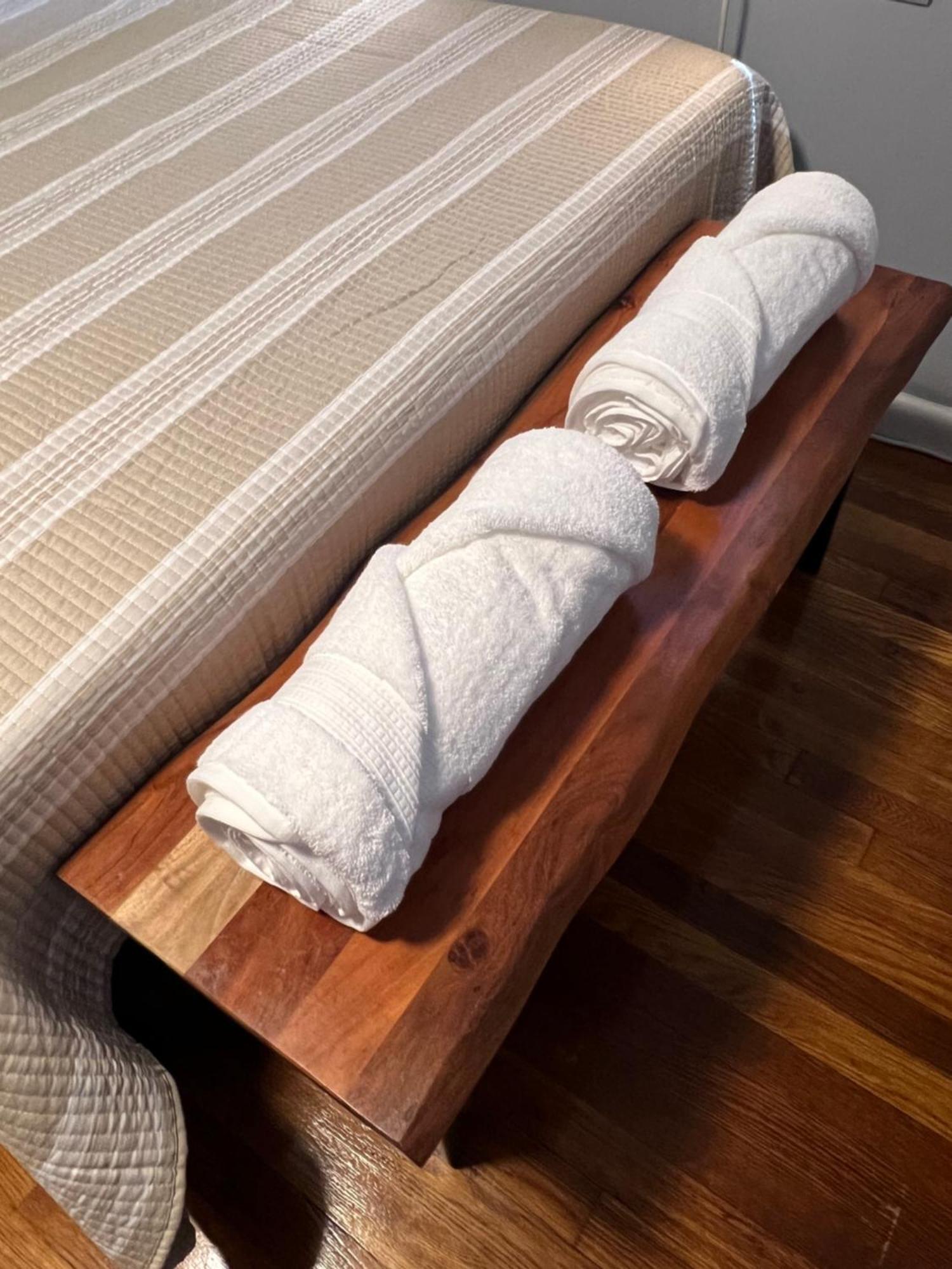 Ferienwohnung Peaceful 1Br Easy Commute, Urban Suburban Mix Feel In Boston Exterior foto